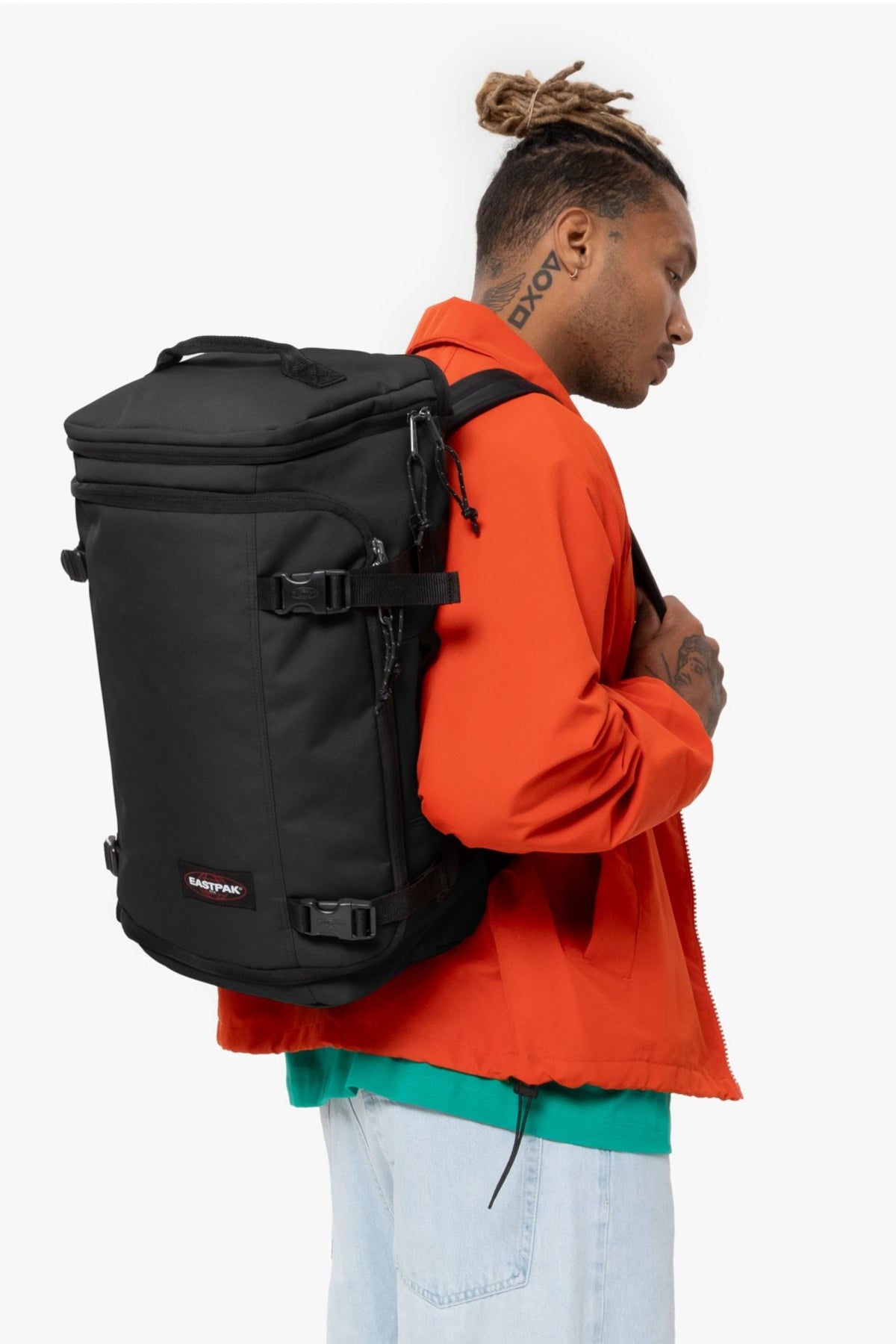 EASTPAK CARRY PACK en color NEGRO (3)