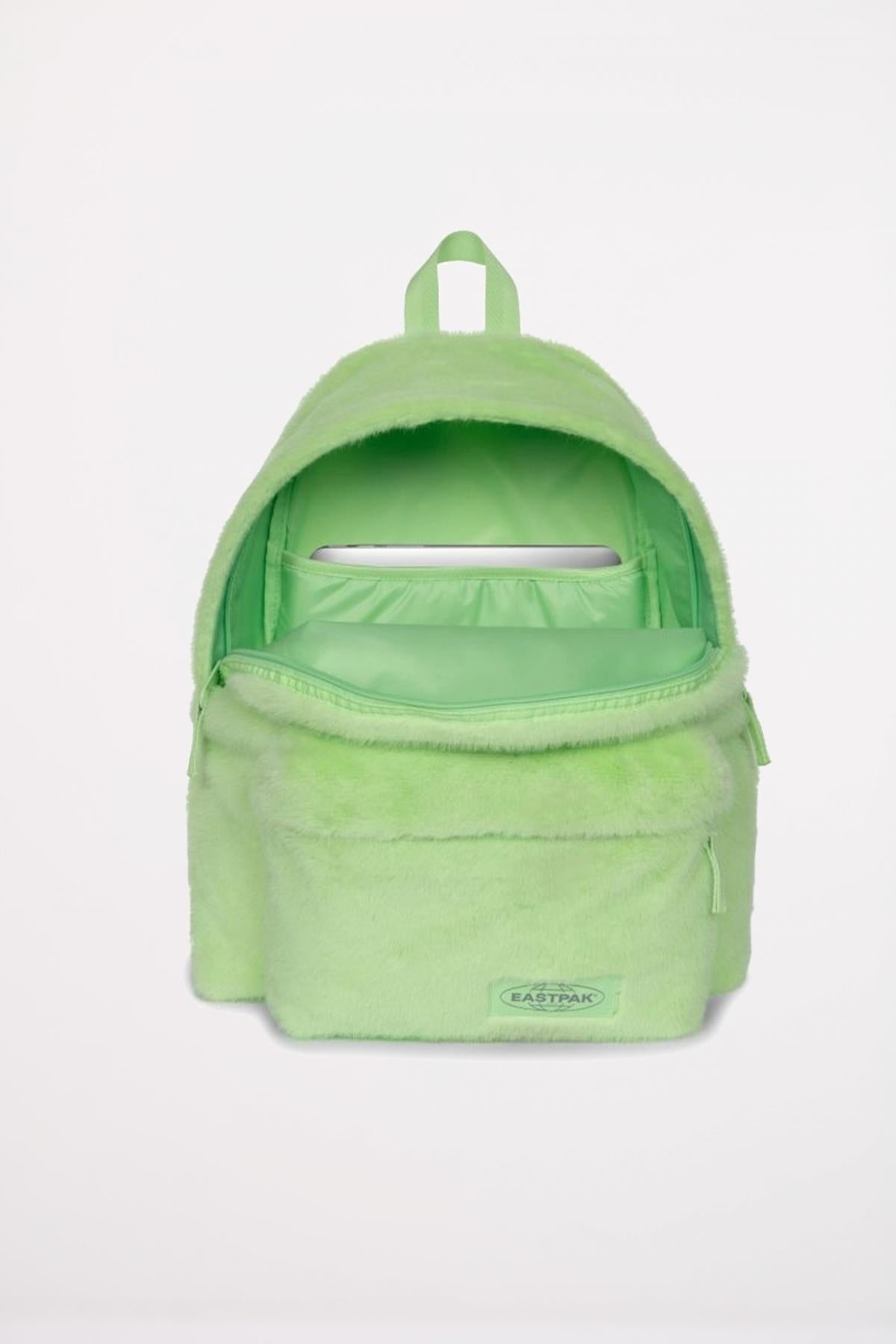 EASTPAK PADDED PAK'R FUZZY en color VERDE (3)