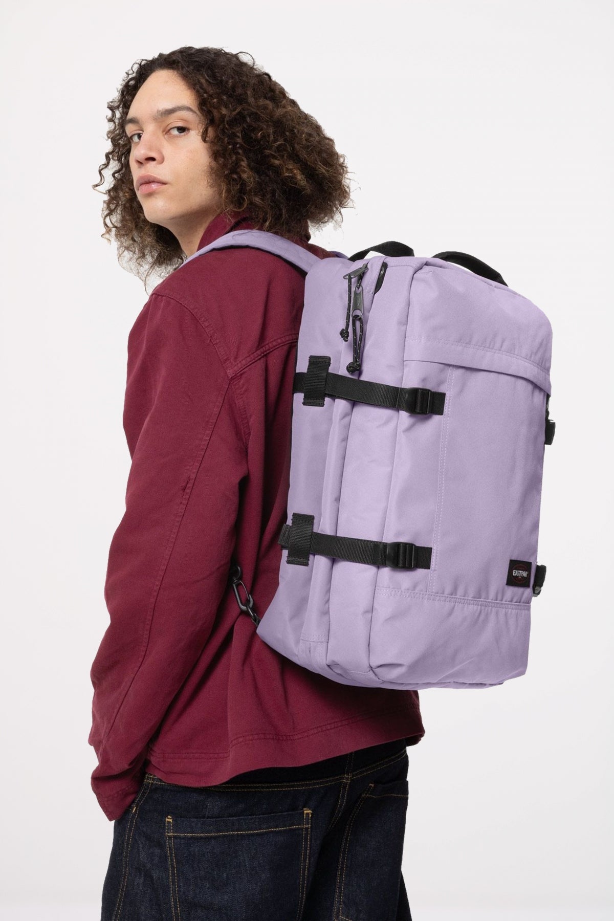 EASTPAK TRAVELPACK en color VIOLETA (4)
