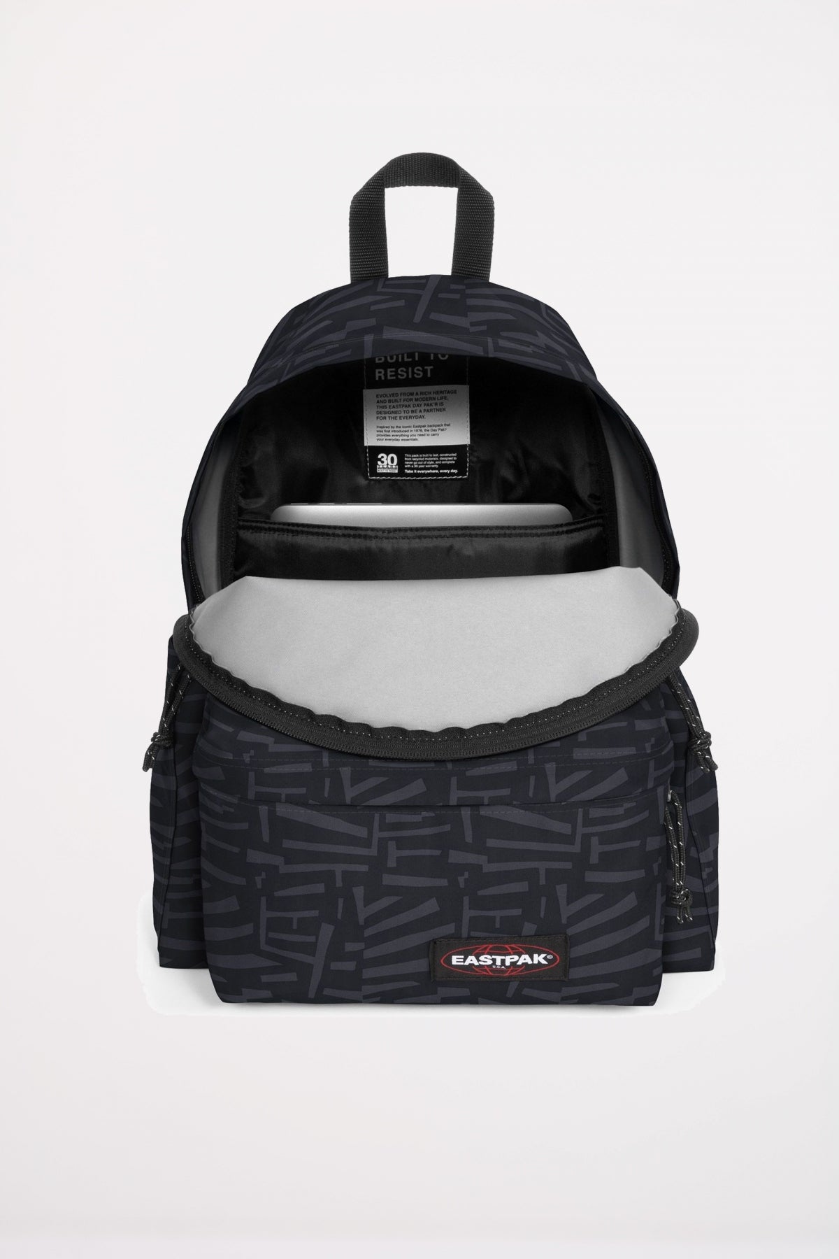 EASTPAK DAY PAK'R en color NEGRO (3)