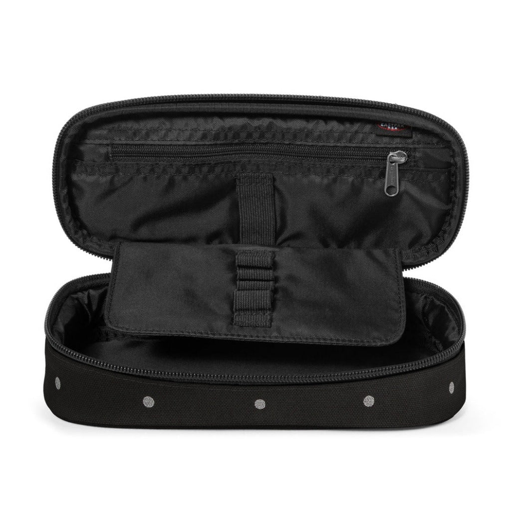 EASTPAK OVAL SINGLE en color NEGRO (5)