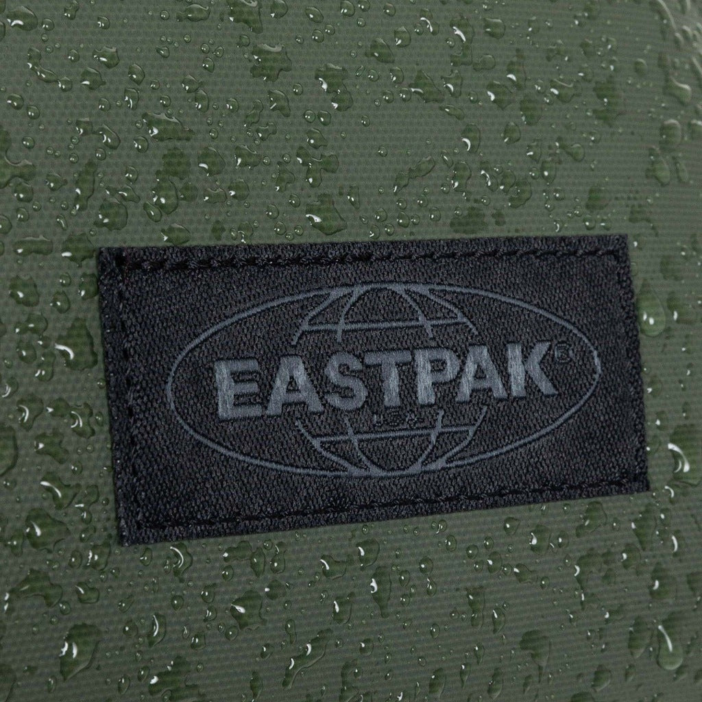 EASTPAK UP ROLL en color VERDE (9)