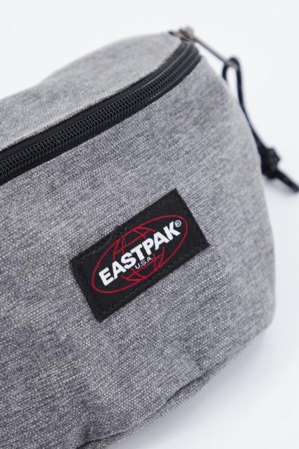 EASTPAK EK en color GRIS (3)