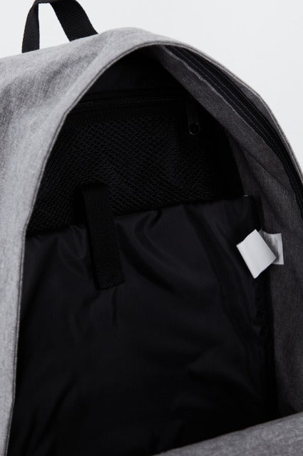 EASTPAK EK en color GRIS (4)