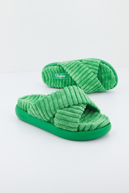 BUFFALO REY CROSS en color VERDE (1)