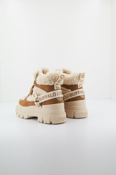 BUFFALO ASPHA COM MID WARM en color BEIS (3)