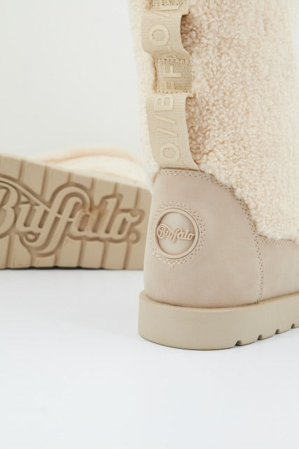 BUFFALO EVE PULL ON en color BEIS (4)