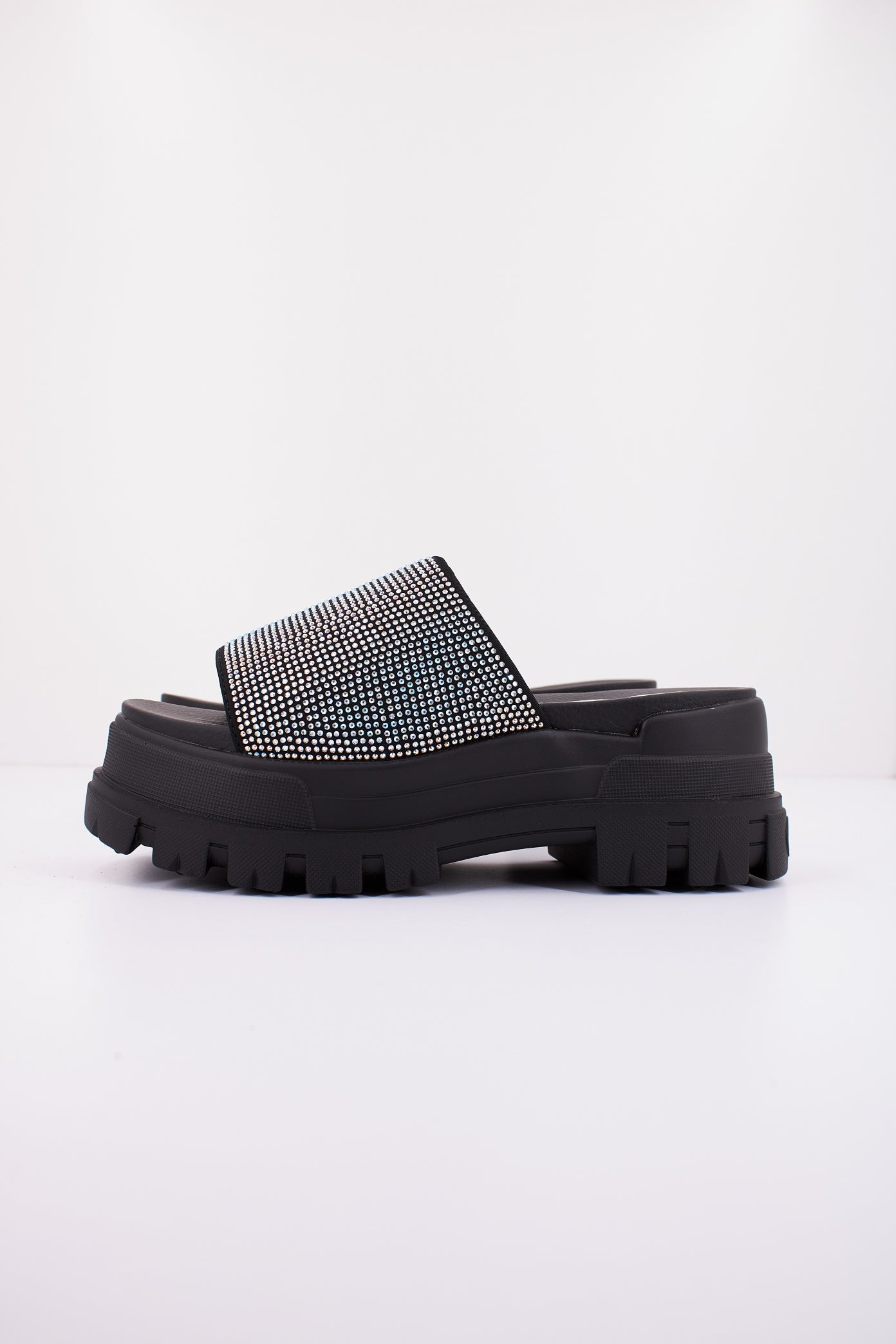 BUFFALO ASPHA SLIDE GLAM en color NEGRO  (1)