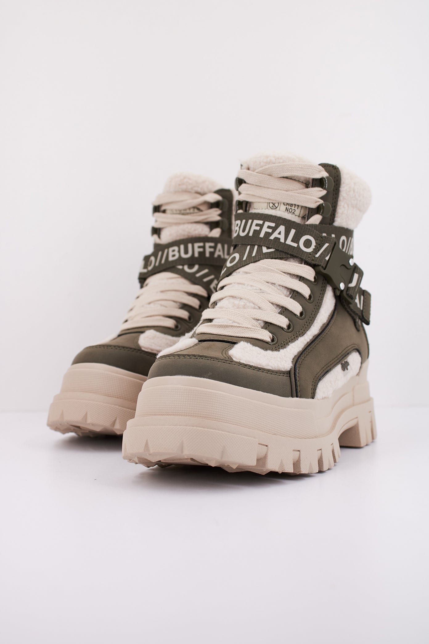 BUFFALO ASPHA COM WARM en color VERDE (2)