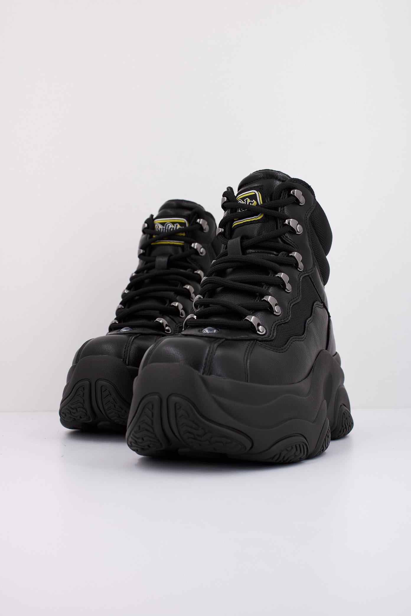 BUFFALO PROWLER HIKE HI en color NEGRO (2)