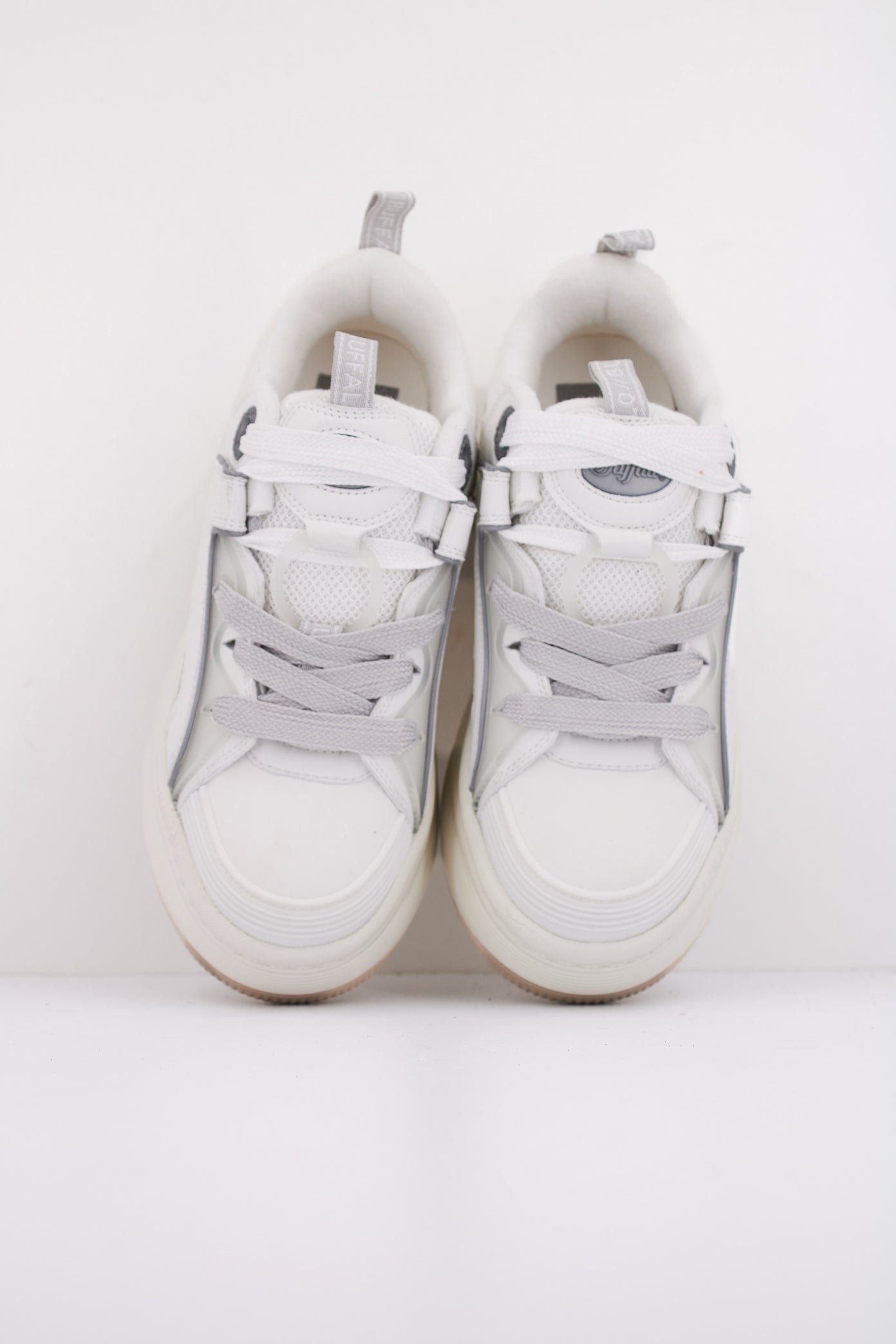 BUFFALO ORCUS SK en color BLANCO (3)