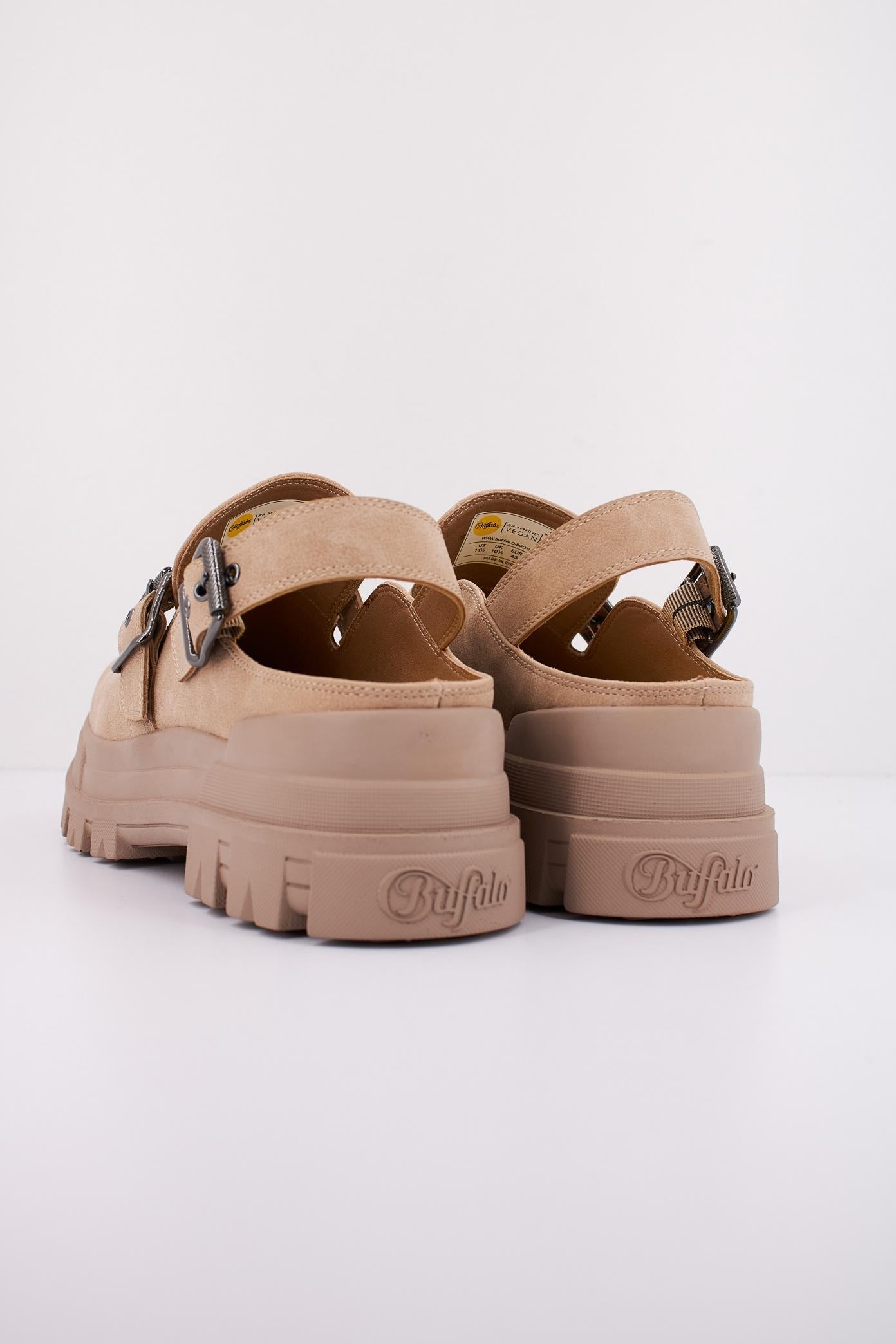 BUFFALO ASPHA CLOG SND BS en color BEIS (4)