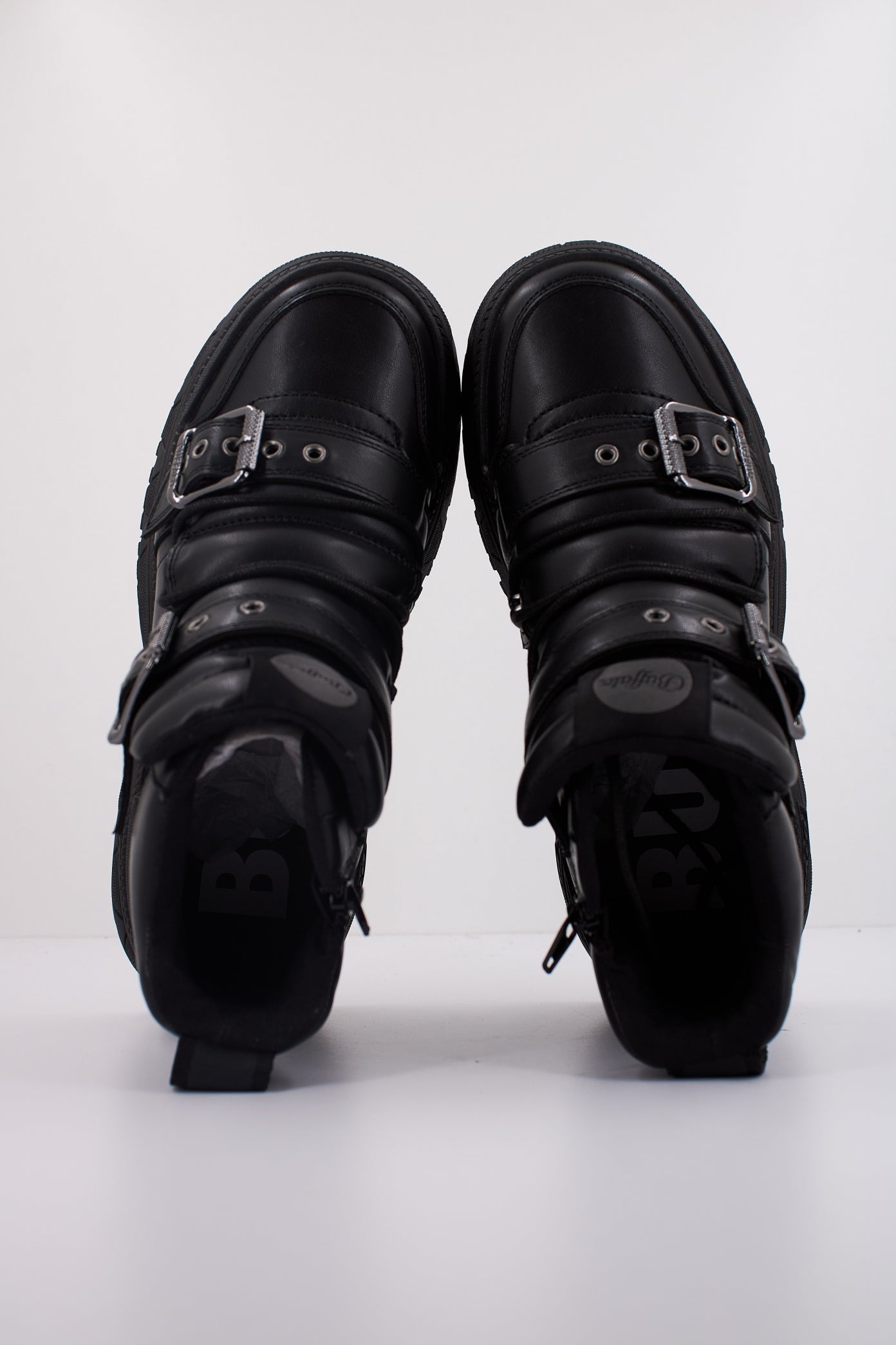 BUFFALO FUSION HIKE MID en color NEGRO (3)