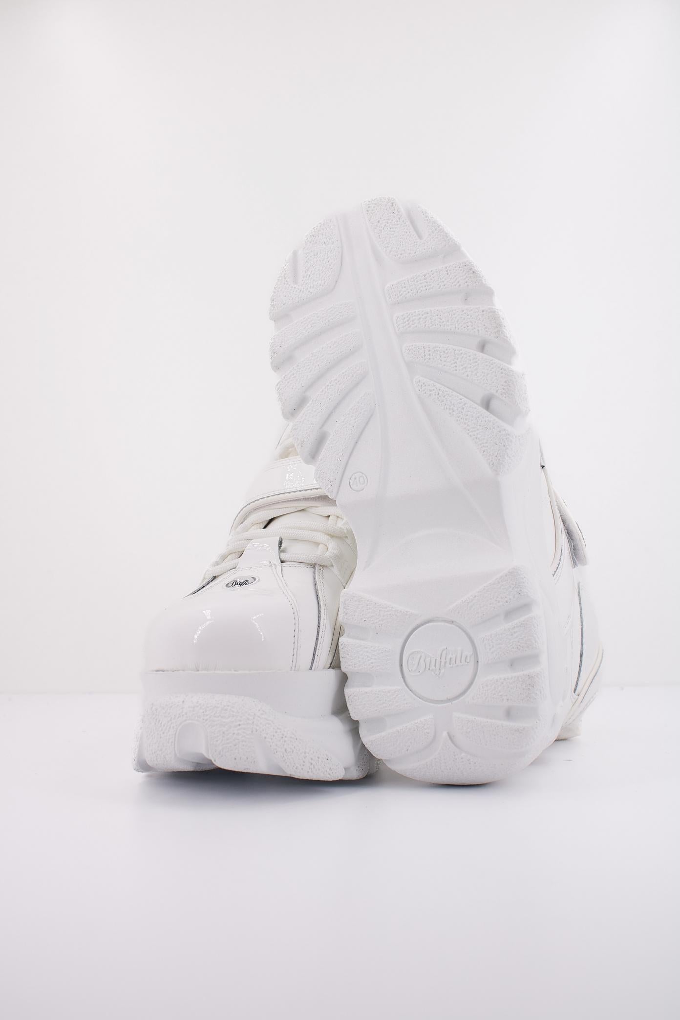BUFFALO CALF LTP en color BLANCO (5)