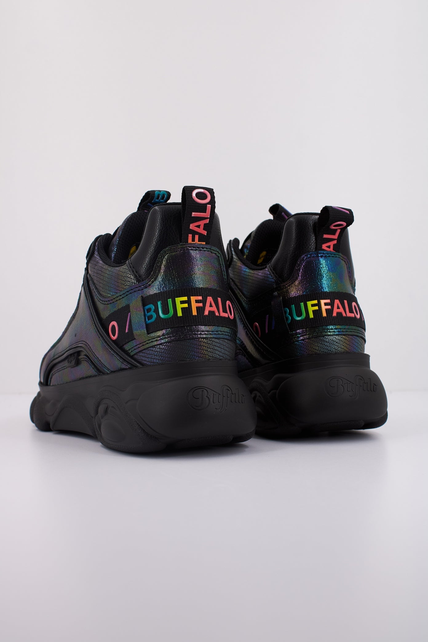 BUFFALO CLD CHAI en color NEGRO (4)