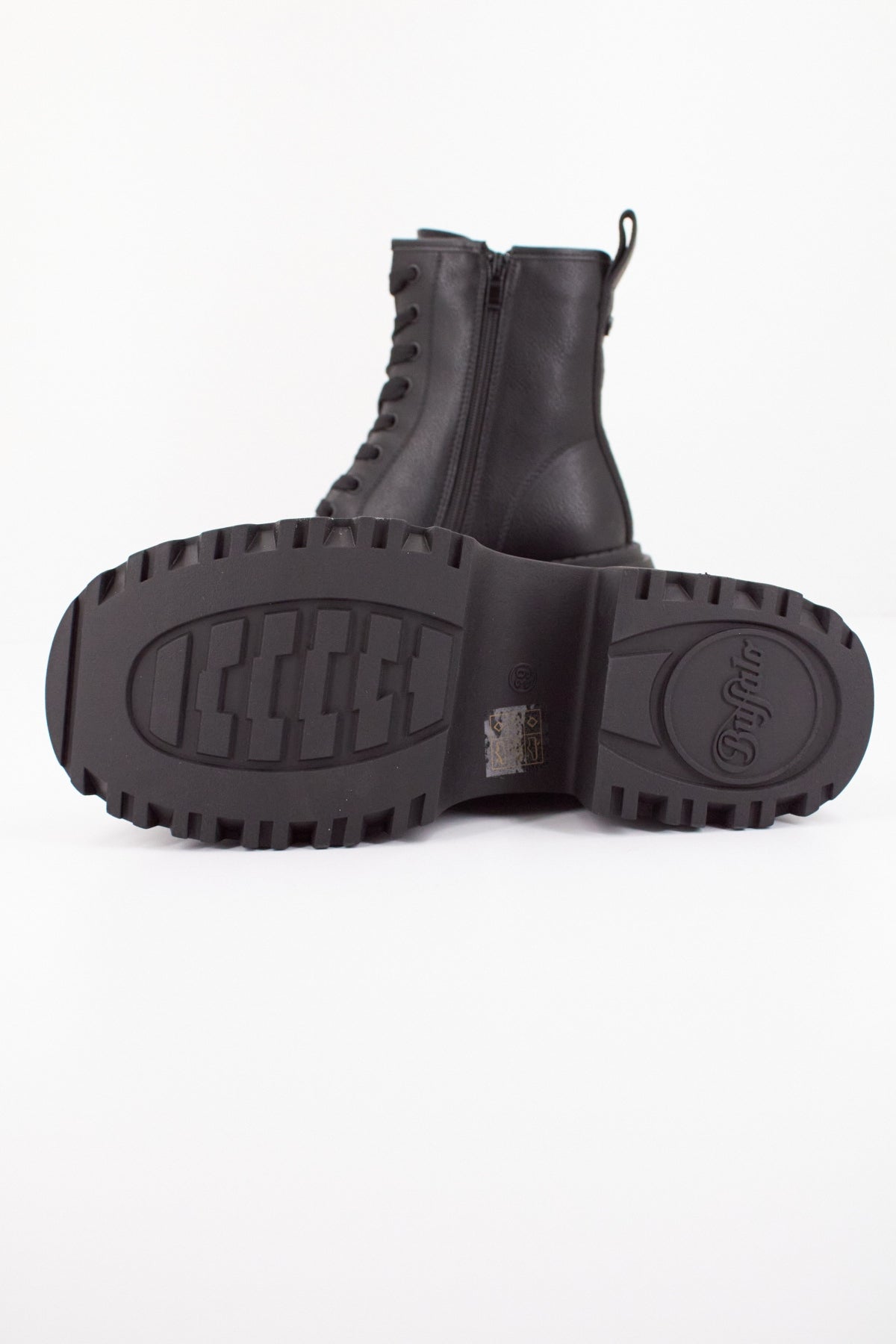 BUFFALO BRAVR LACE UP en color NEGRO (5)