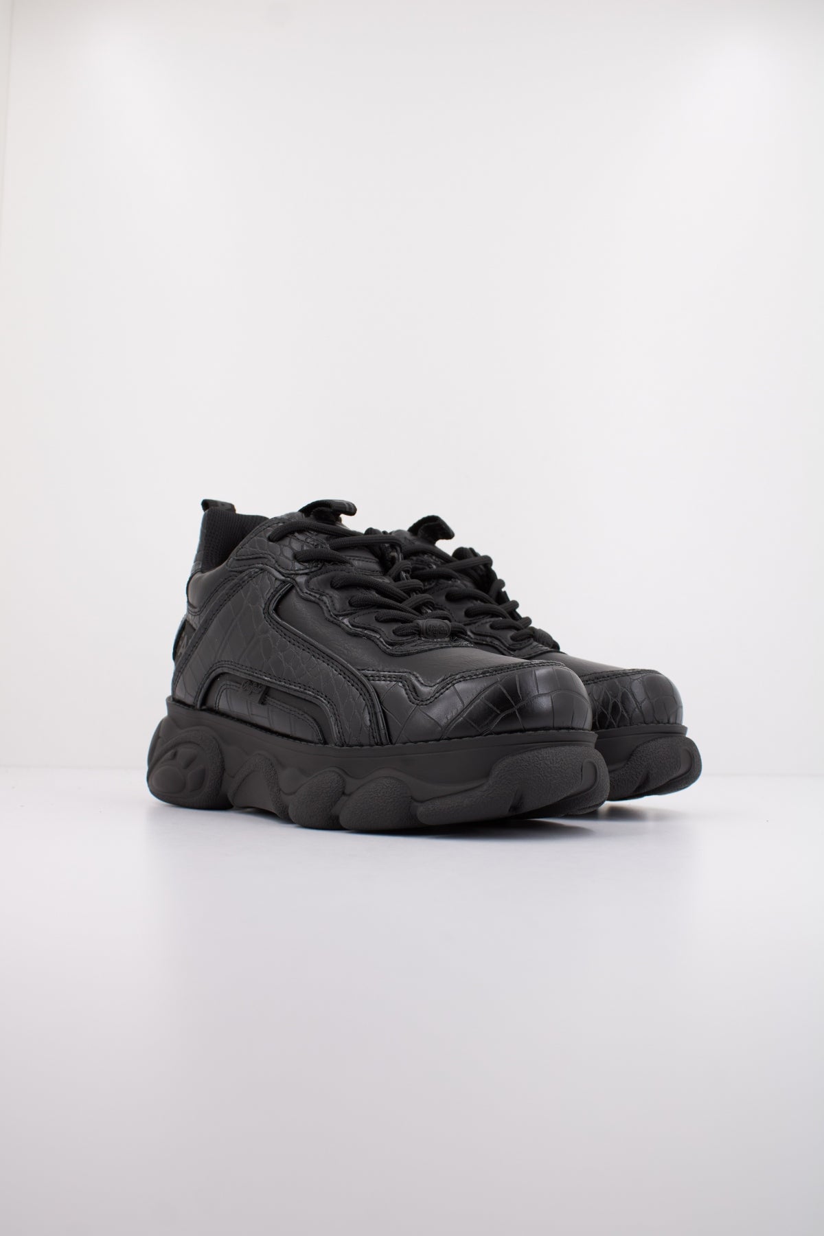 BUFFALO CLD CHAI en color NEGRO (2)