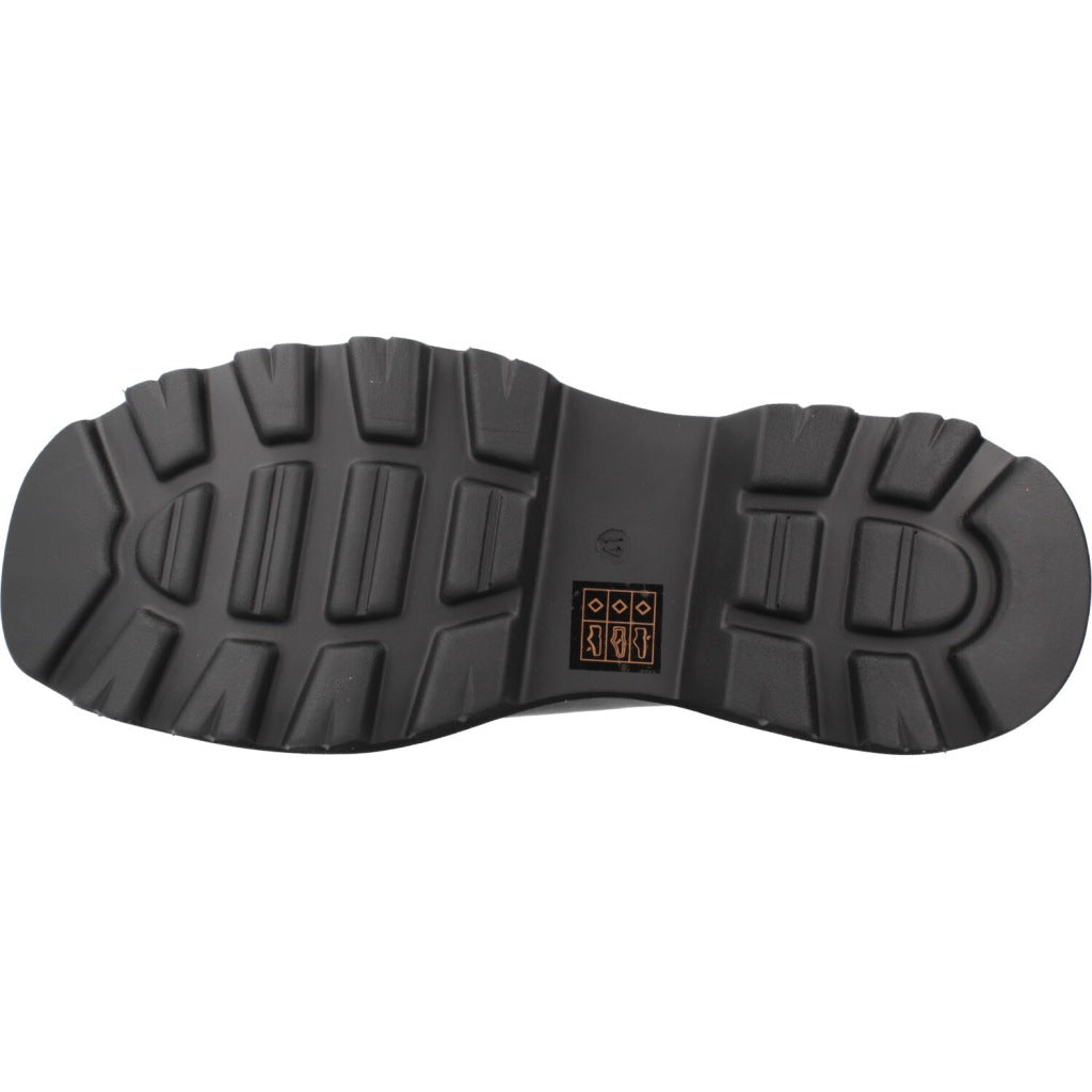 BUFFALO ARI WEST en color NEGRO (6)