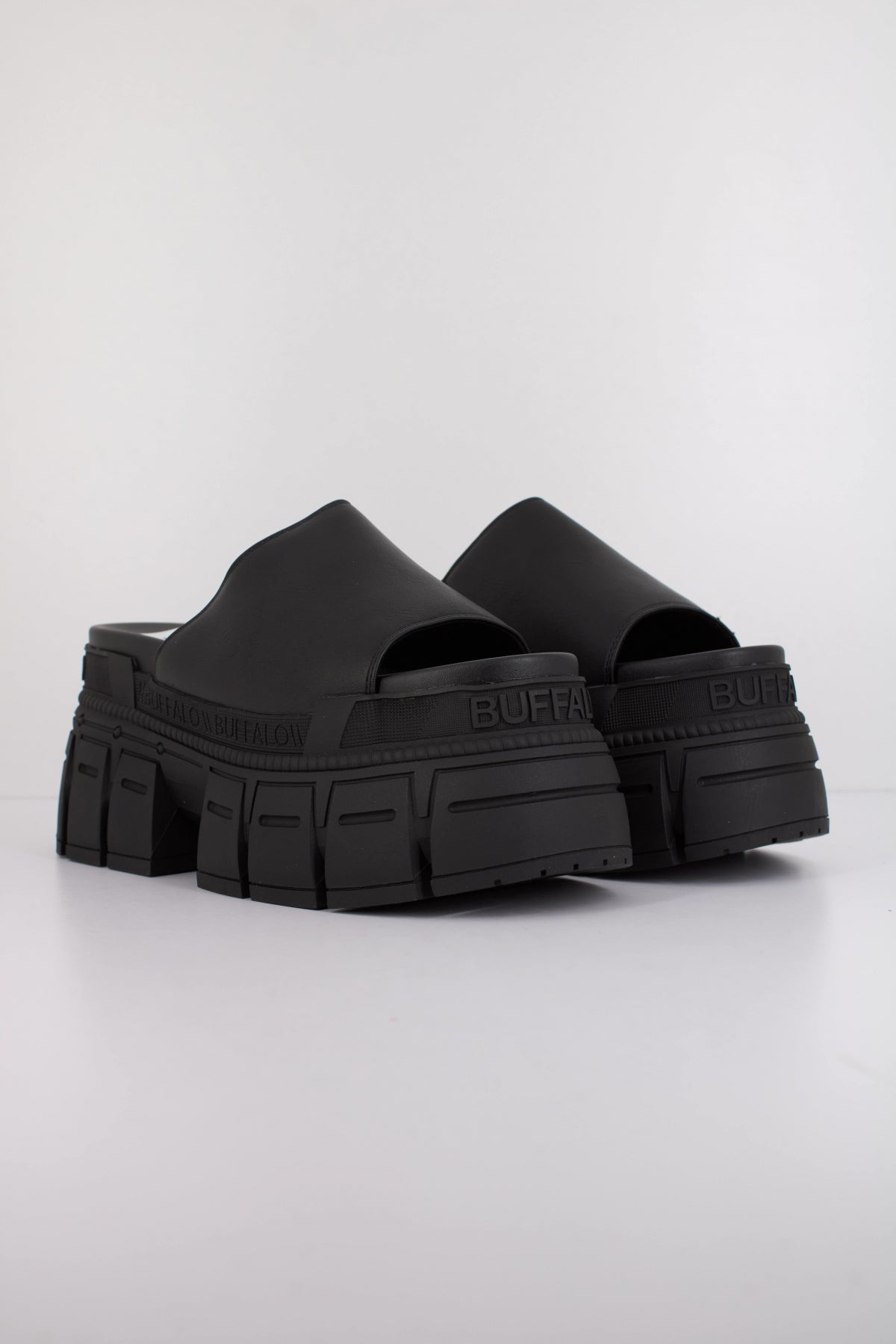 BUFFALO GOSPHER MULE en color NEGRO (2)