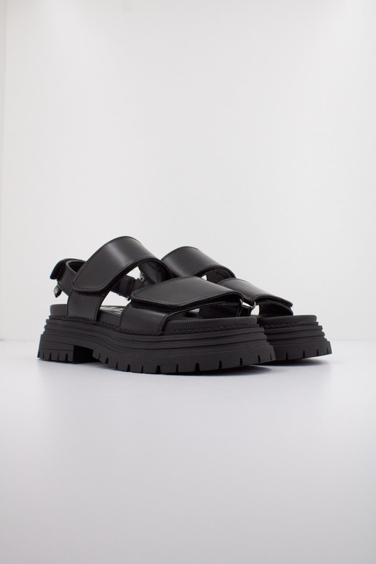 BUFFALO LENNOX SND en color NEGRO (2)