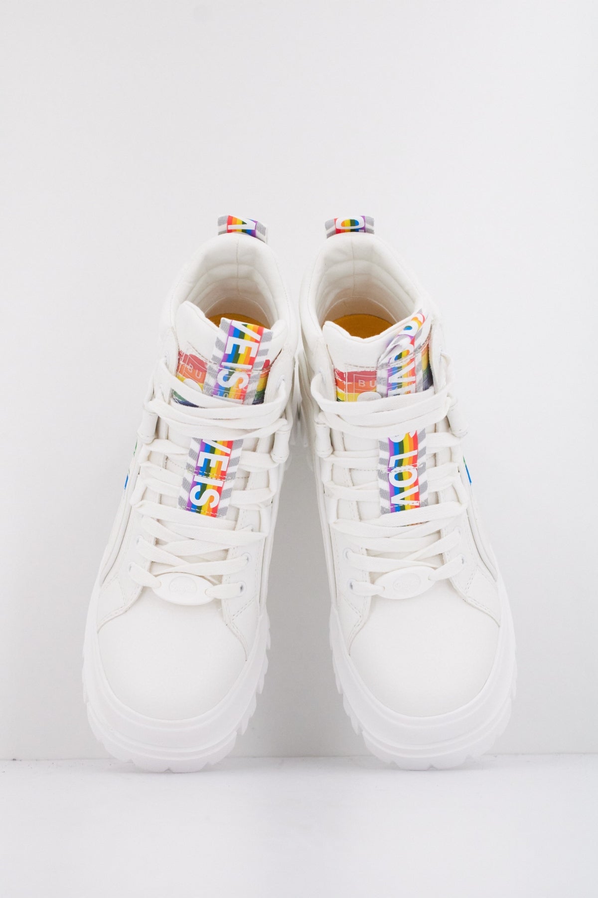 BUFFALO ASPHA NC MID en color BLANCO (3)