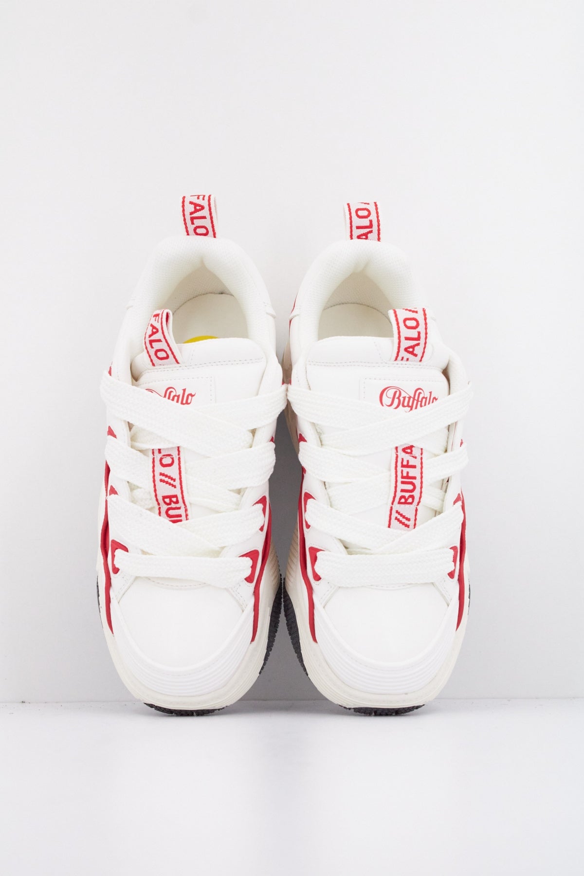 BUFFALO HERO SKATE en color BLANCO (3)