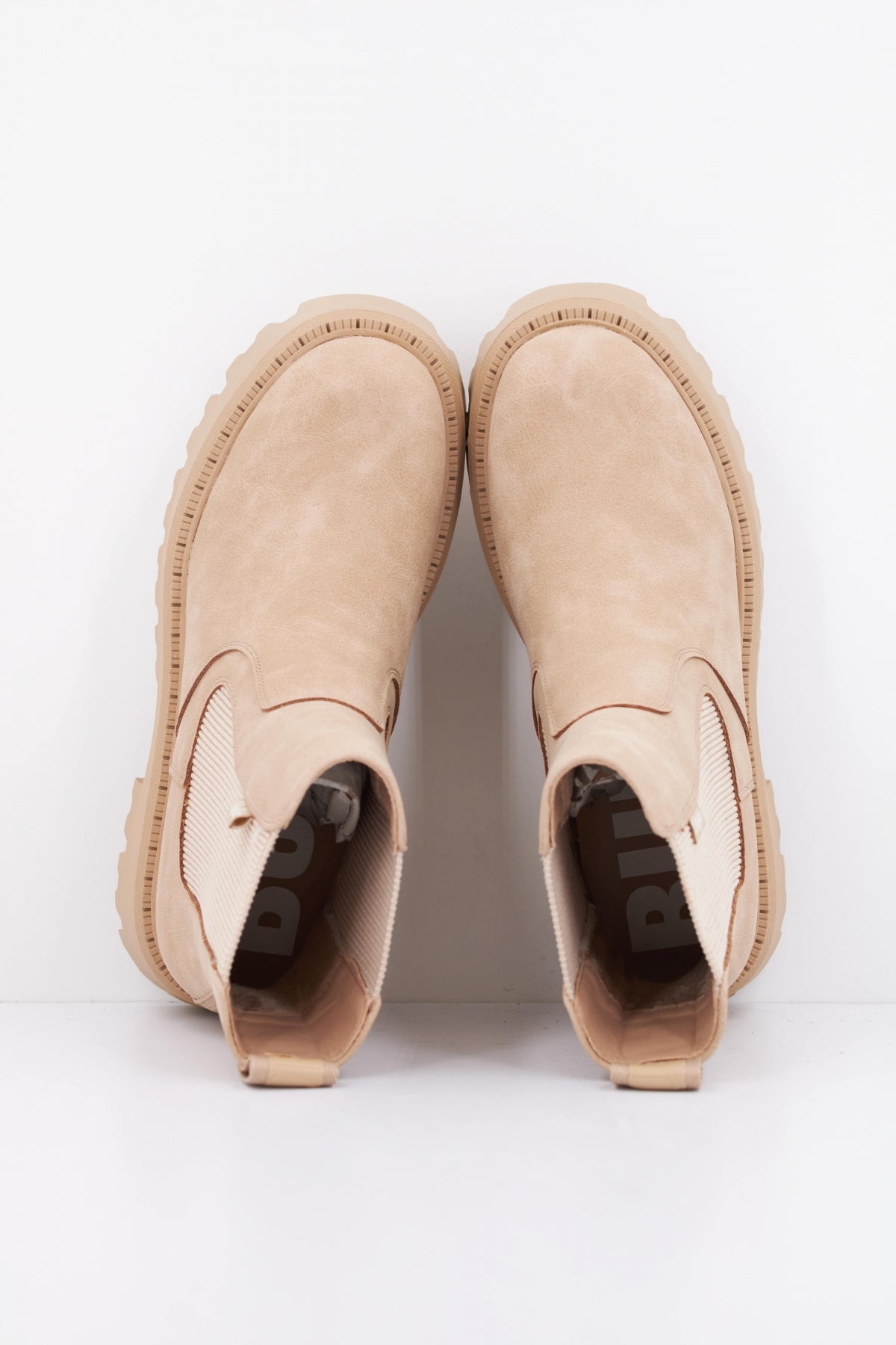 BUFFALO ASPEN CHELSEA VEGAN B en color BEIS (3)