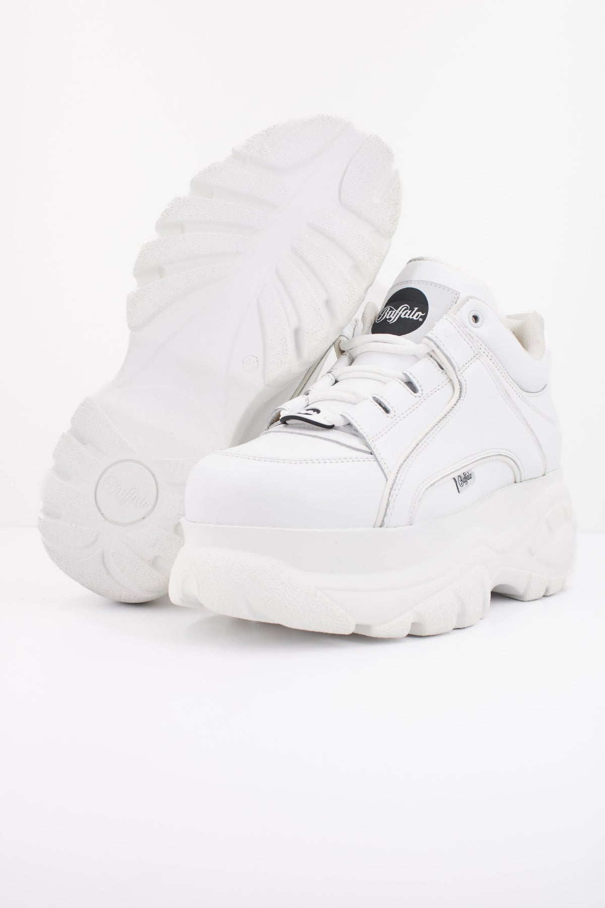 BUFFALO . CALF en color BLANCO (5)