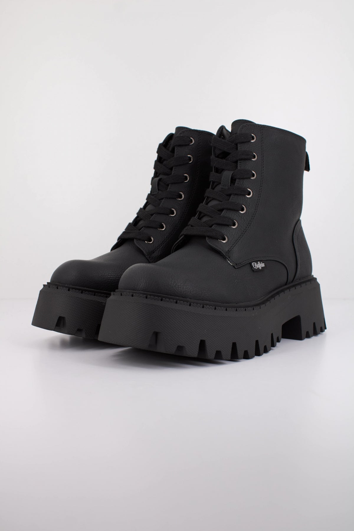 BUFFALO ASPEN LACE UP WARM VE en color NEGRO (2)