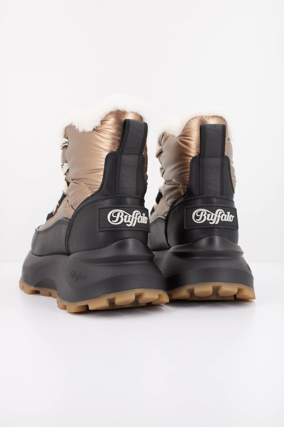 BUFFALO MANHATTEN LACE UP PUF en color NEGRO (4)