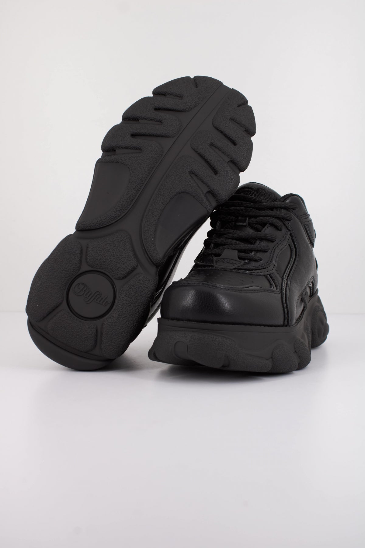 BUFFALO CLD ECHO en color NEGRO (5)