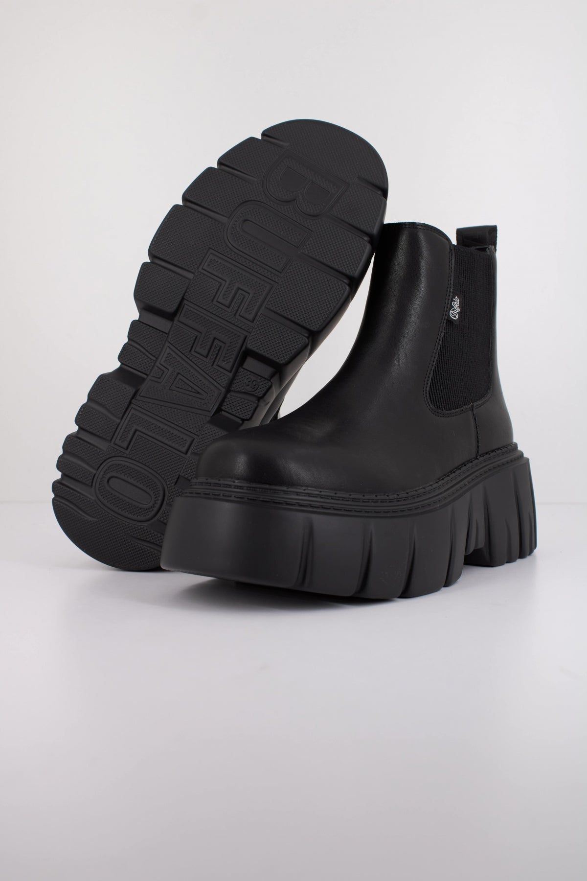 BUFFALO ZESPHER CHELSEA en color NEGRO (4)