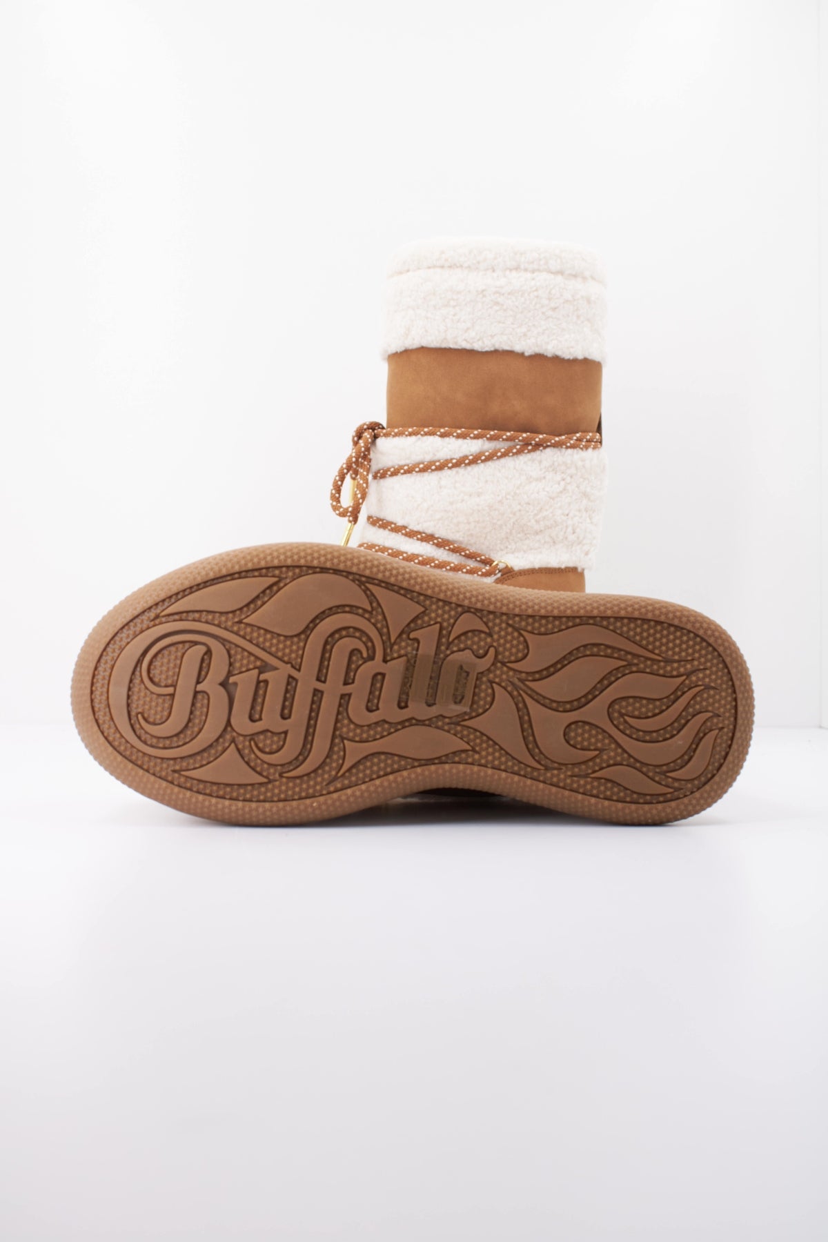 BUFFALO ORCUS SNOW HI en color MARRON CLARO (5)