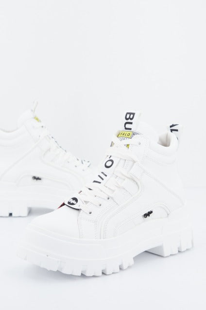 BUFFALO ASPHA NC MID en color BLANCO (1)