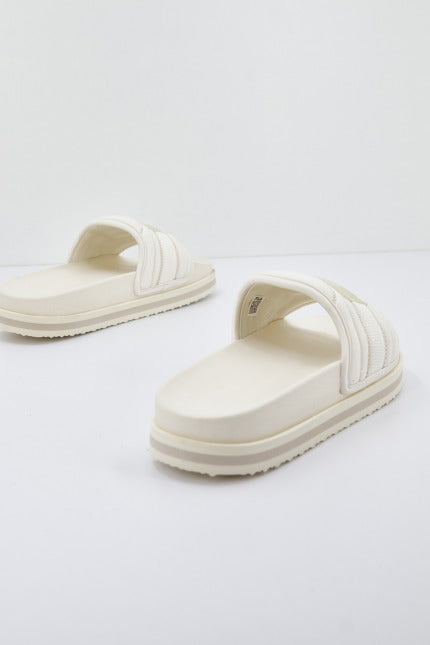 FILA MORRO BAY ZEPPA LOUNGE en color BLANCO (4)