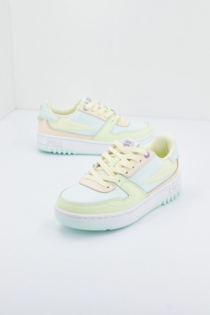 FILA FXVENTUNO KITE WMN en color MULTICOLOR (1)