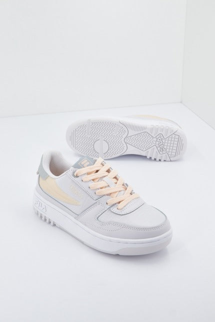 FILA FXVENTUNO KITE WMN en color MULTICOLOR (1)