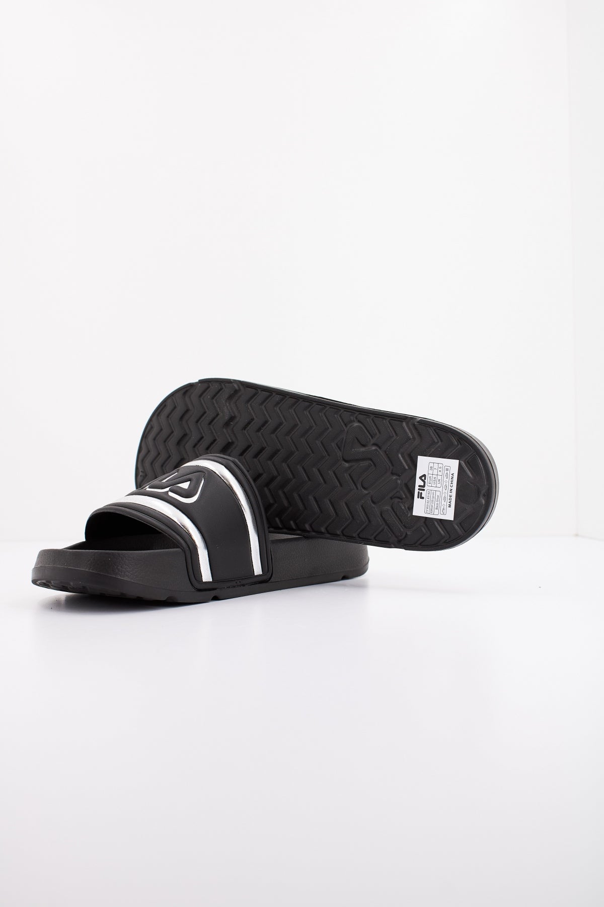 FILA MORRO BAY LOGO en color NEGRO (4)