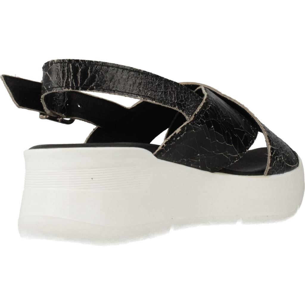 CLOVER C en color NEGRO (3)