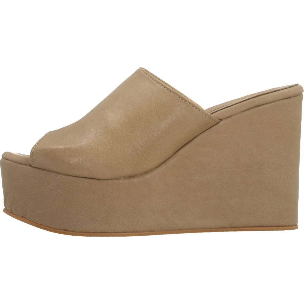 CLOVER en color MARRON CLARO (2)