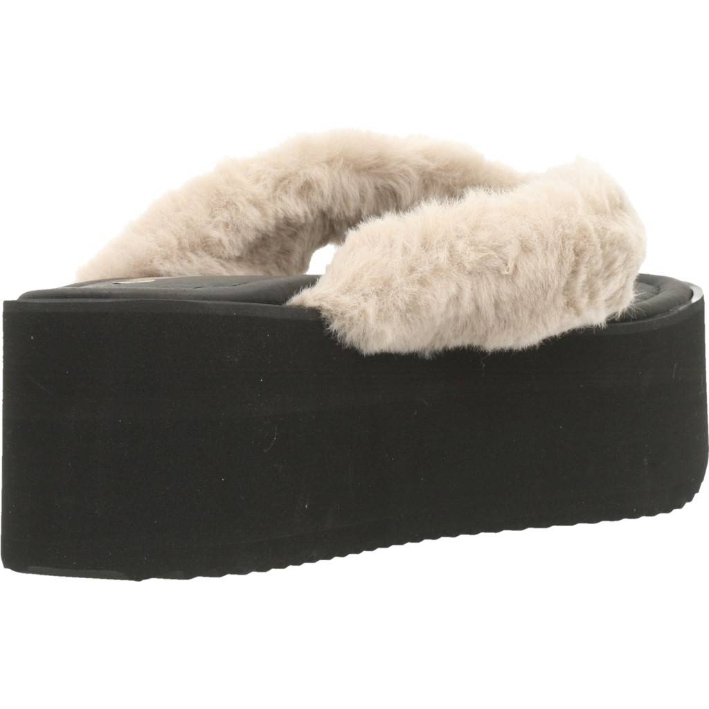 CLOVER en color MARRON CLARO (3)