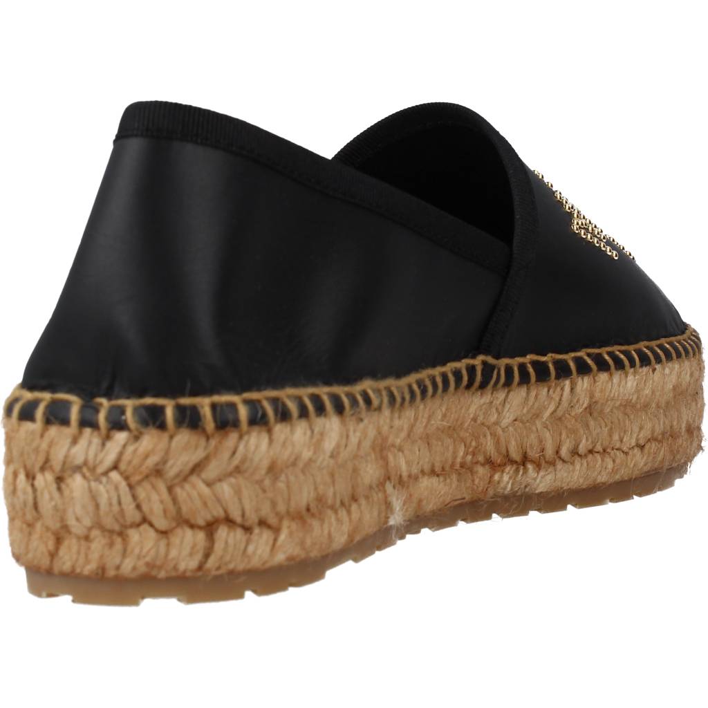 LOVE MOSCHINO en color NEGRO (3)