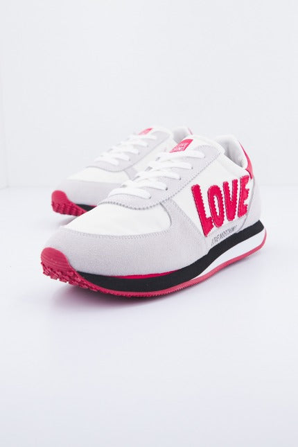 LOVE MOSCHINO JAGE en color BLANCO (2)