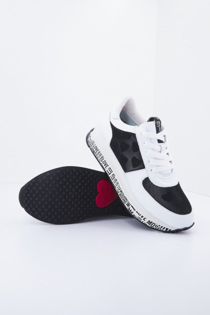 LOVE MOSCHINO SNEAKERD.RUN en color BLANCO (4)