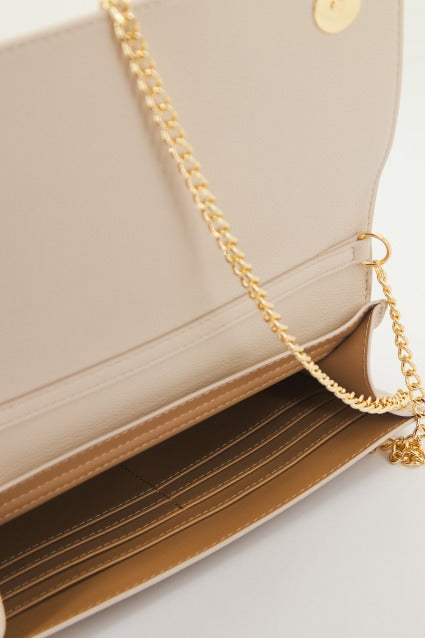 LOVE MOSCHINO JCPPG BORSA PU en color BEIS (3)