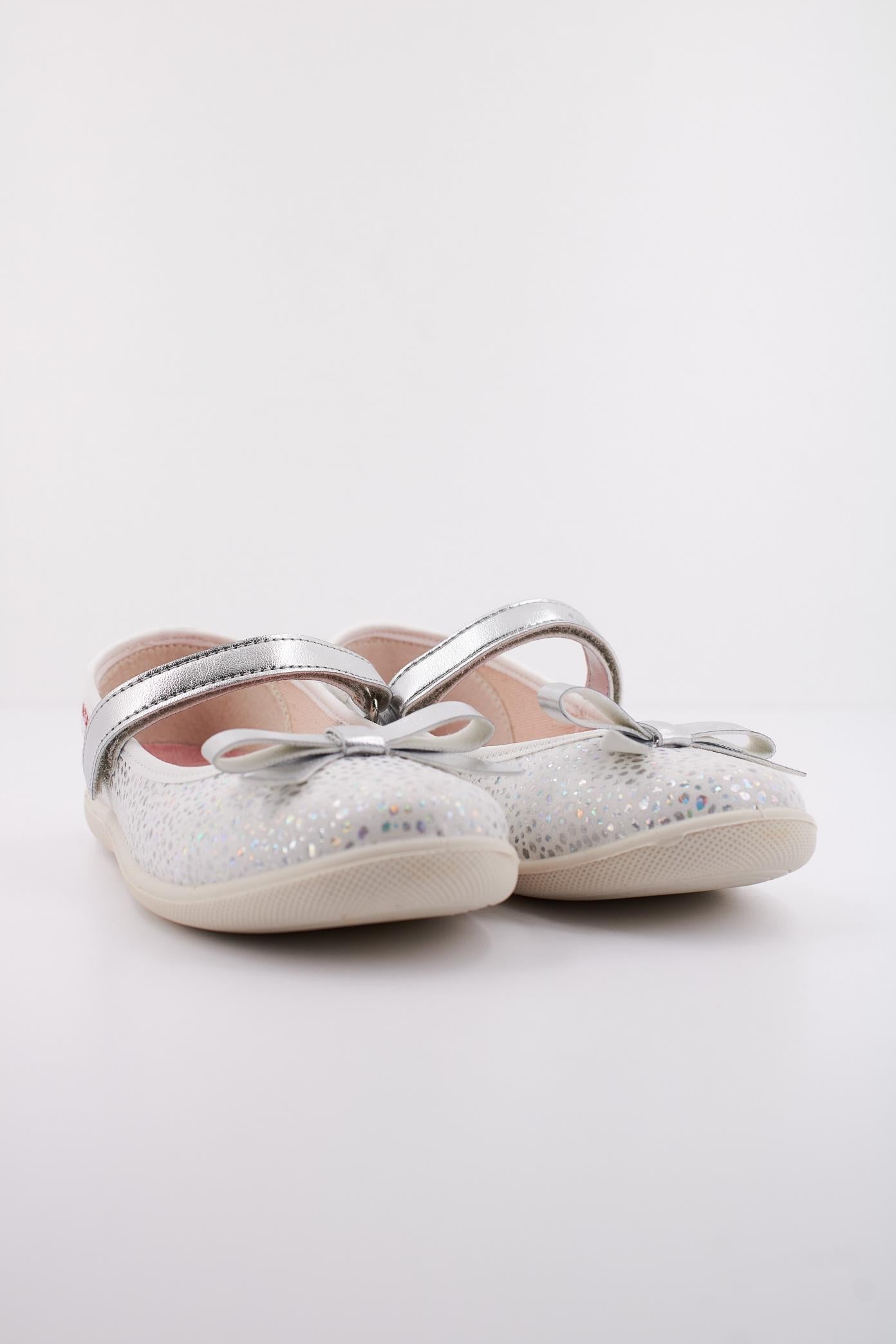 NATURINO CLARIES en color BLANCO (2)