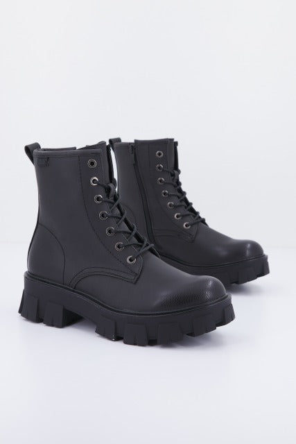 EMMSHU KING BOTIN CORDONES en color NEGRO (1)