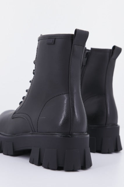 EMMSHU KING BOTIN CORDONES en color NEGRO (3)