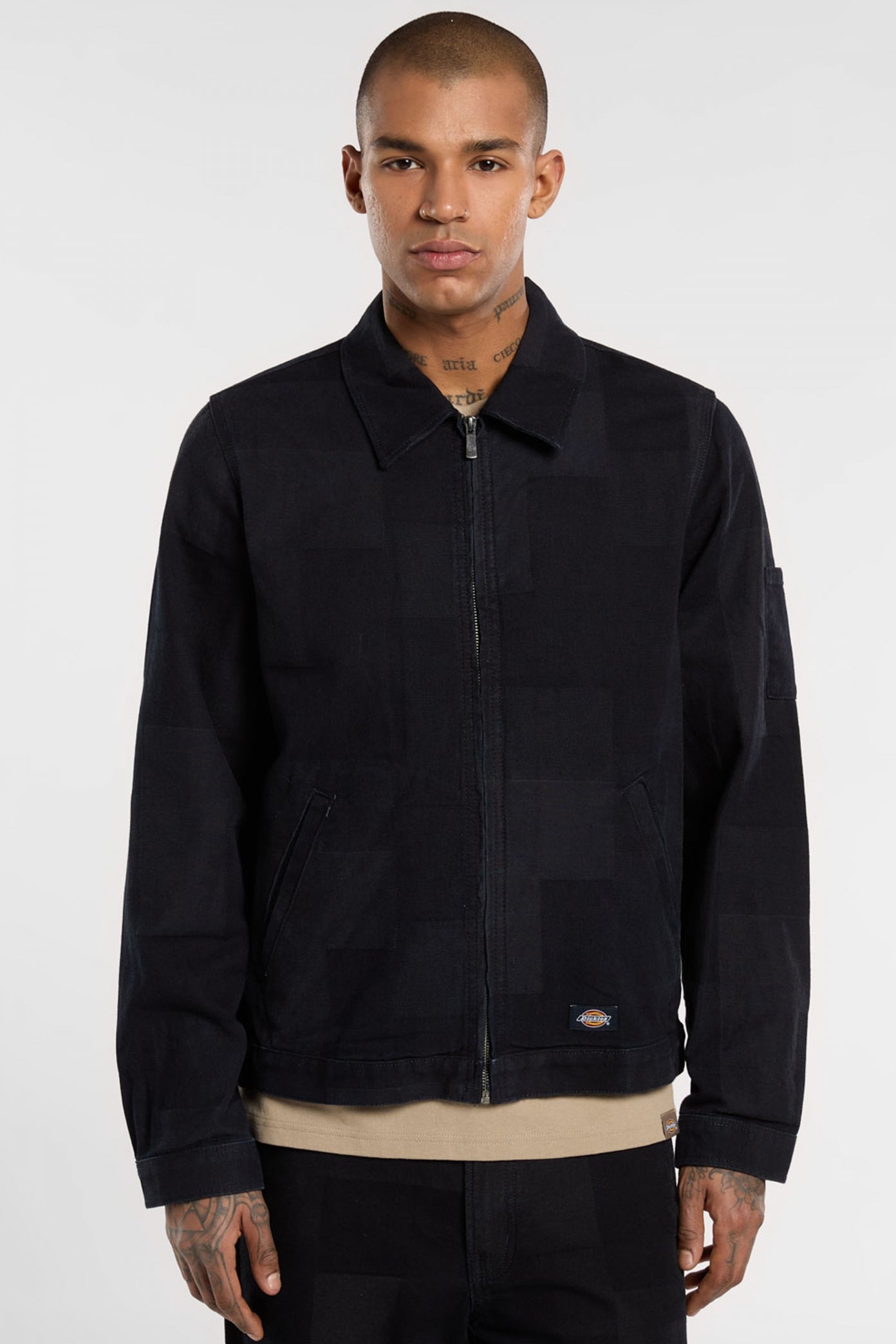 DICKIES DKAZRIN JACQUARD EISENHOWER en color NEGRO (1)