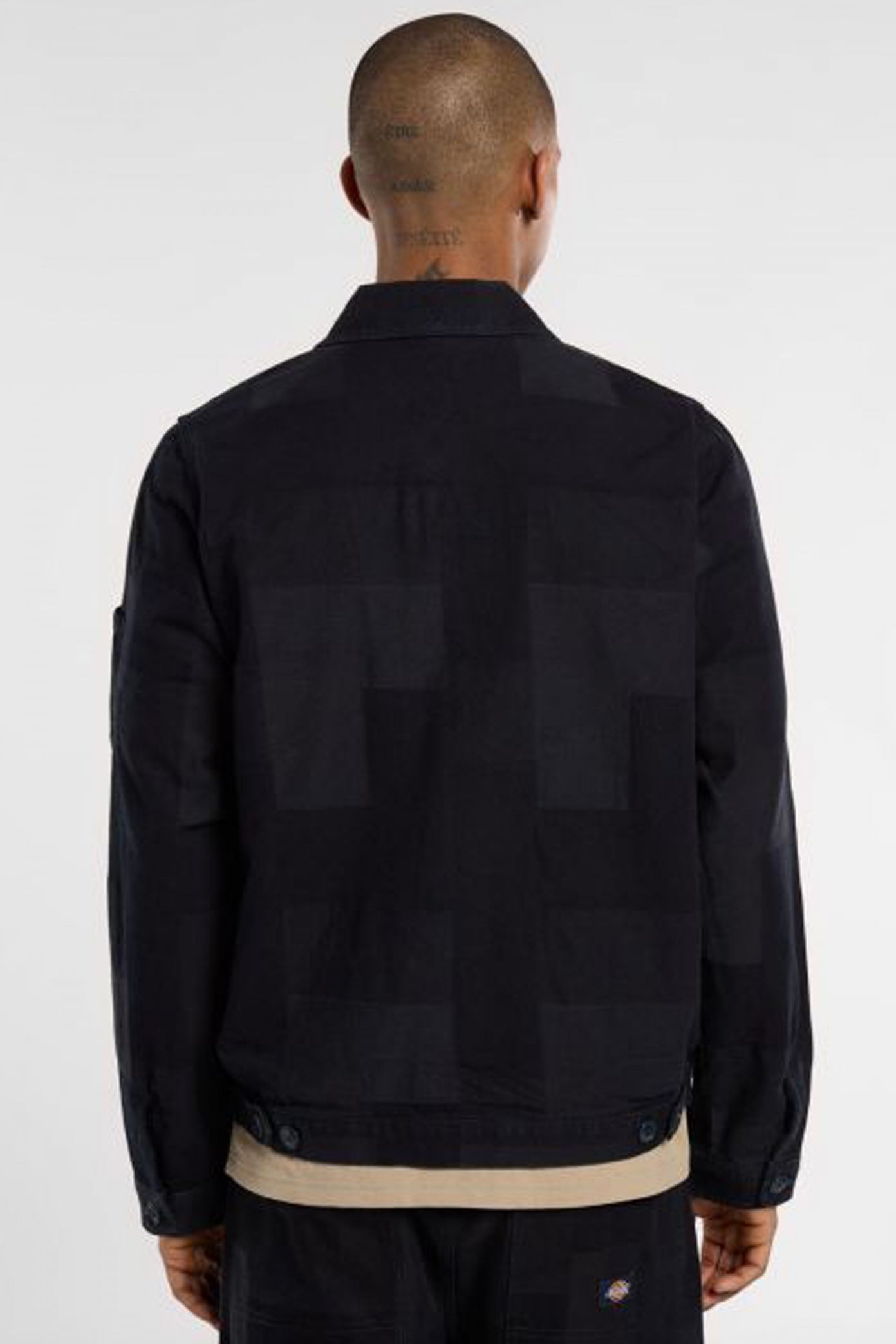 DICKIES DKAZRIN JACQUARD EISENHOWER en color NEGRO (2)